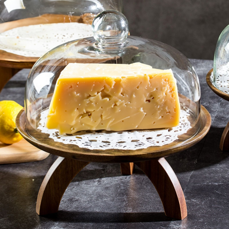 Cloche à fromage en bois d'acacia sur pied