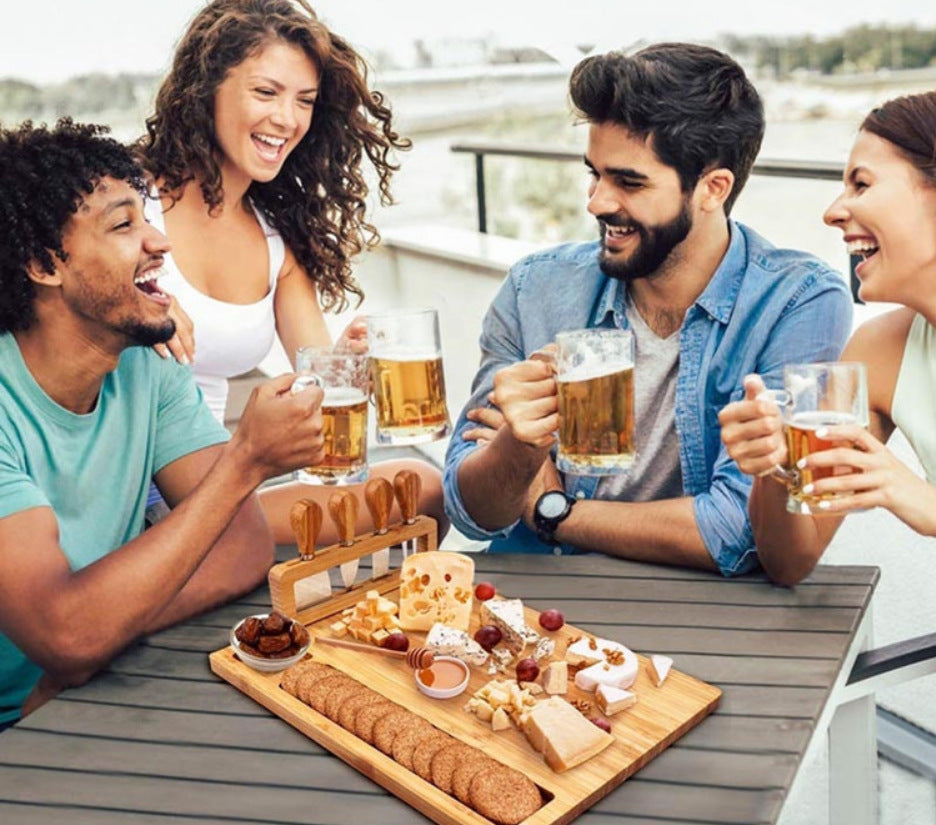 Planche à fromage en bambou avec porte-accessoires